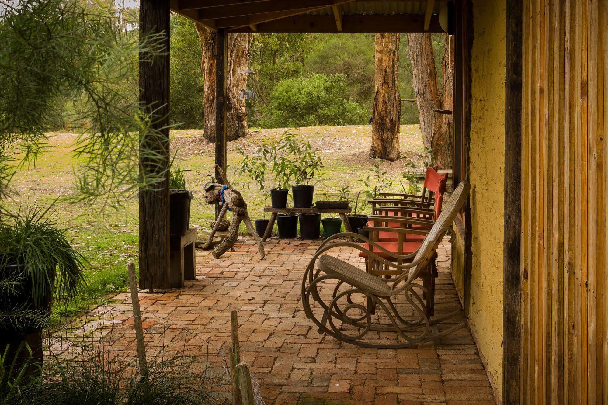 Villa The Burrow At Wombat Bend Dixons Creek Esterno foto