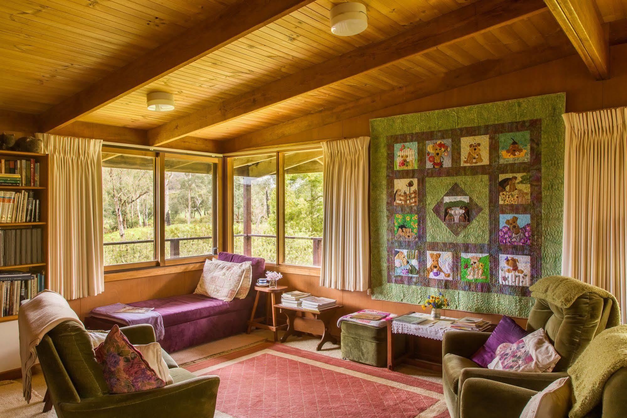 Villa The Burrow At Wombat Bend Dixons Creek Esterno foto